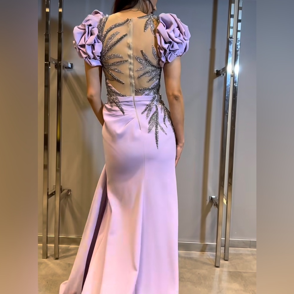 GORGEOUS DRESS - Picture 3 of 3